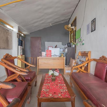 Reddoorz Syariah At Jalan Cilik Riwut Kapuas Hotel Kualakapuas Ngoại thất bức ảnh