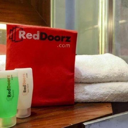 Reddoorz Syariah At Jalan Cilik Riwut Kapuas Hotel Kualakapuas Ngoại thất bức ảnh