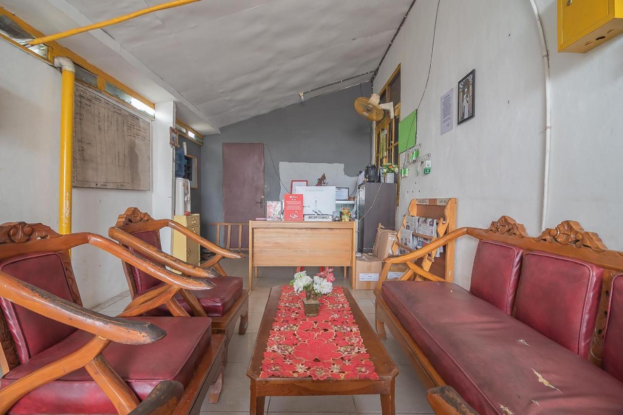 Reddoorz Syariah At Jalan Cilik Riwut Kapuas Hotel Kualakapuas Ngoại thất bức ảnh