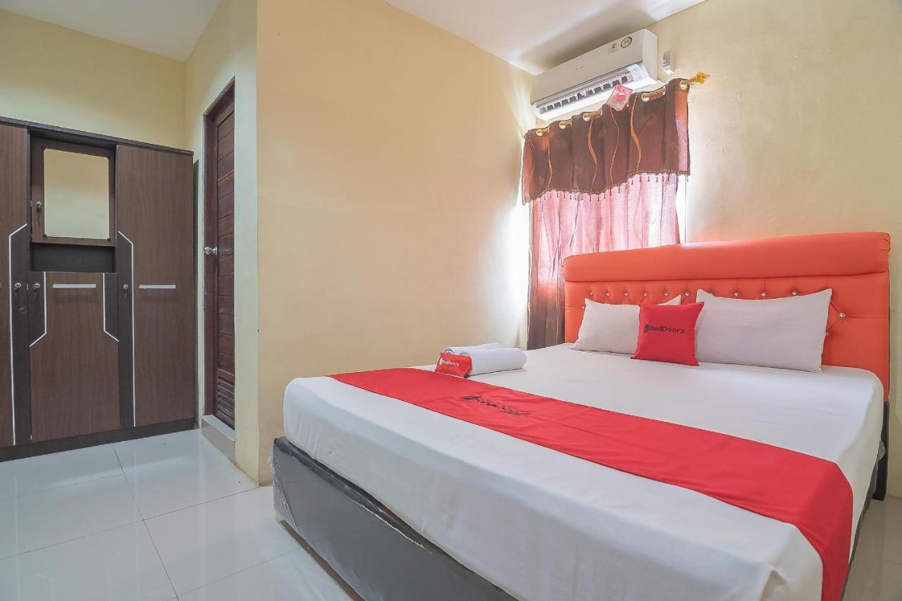 Reddoorz Syariah At Jalan Cilik Riwut Kapuas Hotel Kualakapuas Ngoại thất bức ảnh