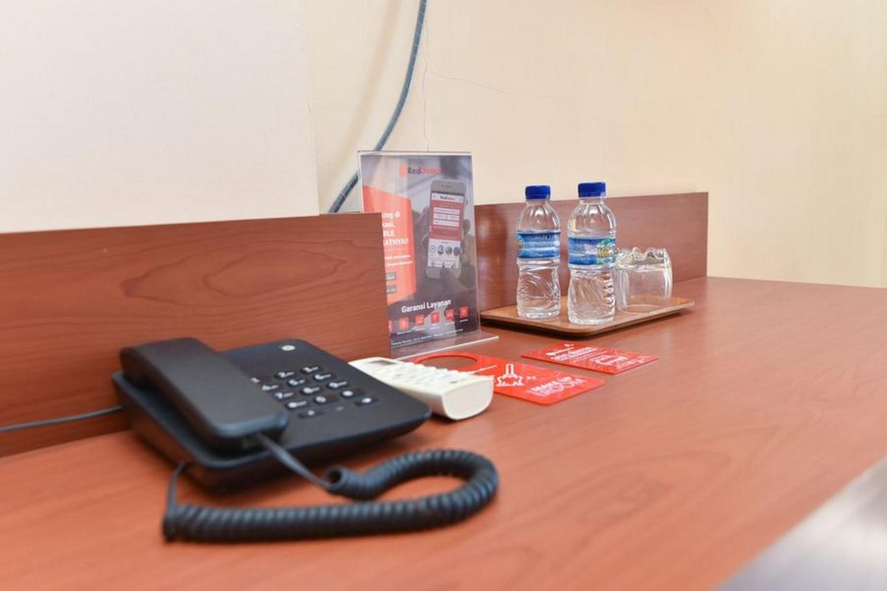 Reddoorz Syariah At Jalan Cilik Riwut Kapuas Hotel Kualakapuas Ngoại thất bức ảnh